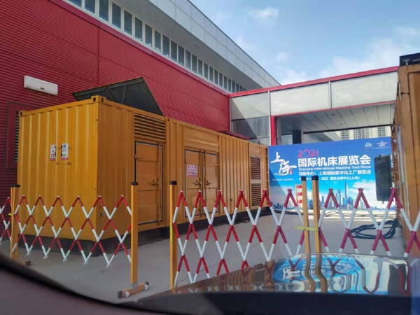 嫩江发电车出租-发电机无电压或电压太低怎么办？