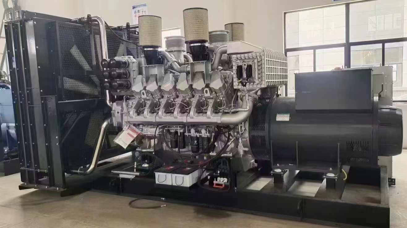 嫩江800KW柴油发电机组可以带动多少kw的设备？