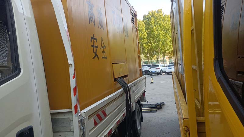 嫩江如何判断柴油发电机组和UPS电源的切换时间是否符合要求？